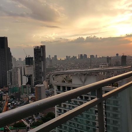 Modern Luxury Lower Penthouse Unit 마닐라 외부 사진