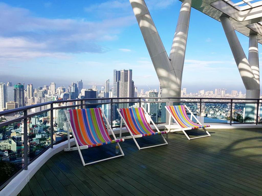 Modern Luxury Lower Penthouse Unit 마닐라 외부 사진